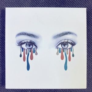 Kylie Cosmetics Blue Honey palette